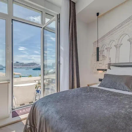 Casa Costabella ベッド・アンド・ブレックファスト 4*