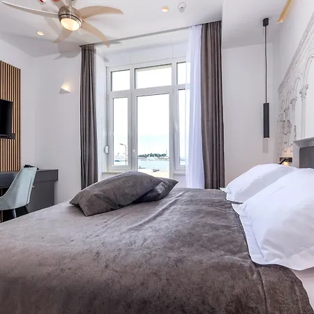 Casa Costabella ベッド・アンド・ブレックファスト 4*