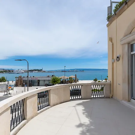 ベッド・アンド・ブレックファスト Casa Costabella 4*